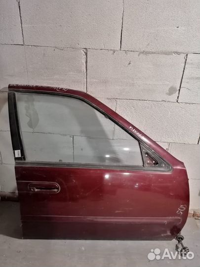 Дверь передняя правая Nissan Maxima J30 1988г