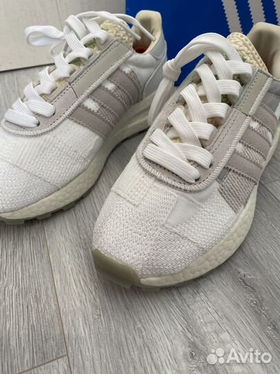 Кроссовки Adidas Retropy E5