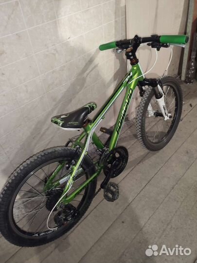 Детский велосипед. Рама алюминий 12ск, колеса 20