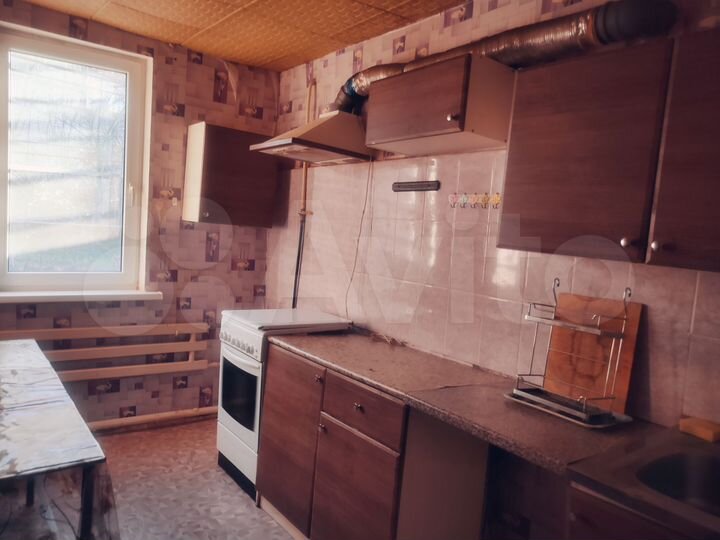 3-к. квартира, 55 м², 1/1 эт.