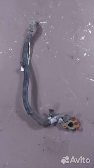 Клемма на Toyota Mark X