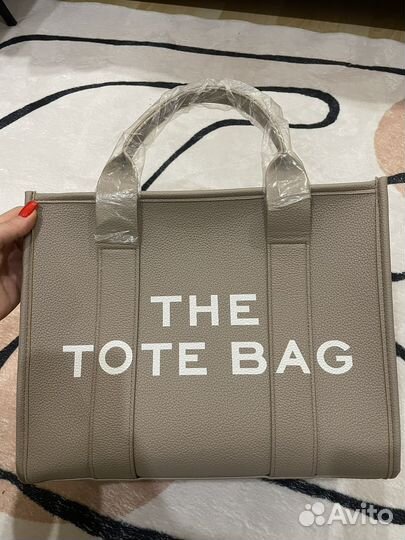 Marc jacobs the tote bag