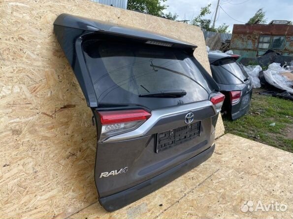Крышка, дверь багажника Toyota Rav 4 50 кузов 2019