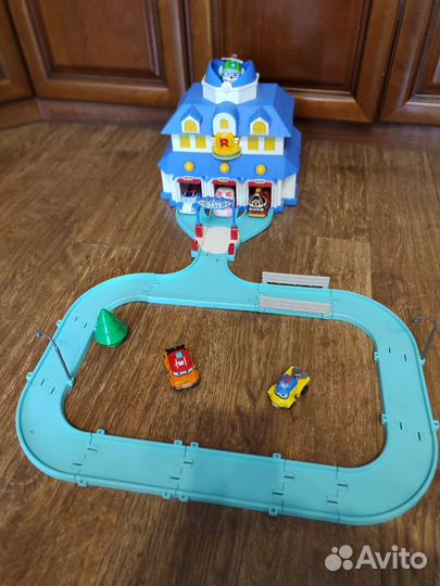 Игровые наборы Робокар Поли