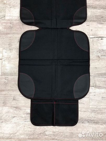 Чехол на сиденье под детское кресло