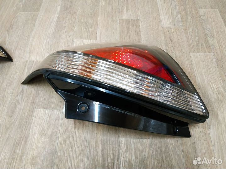 Фонари задние Kia Rio 2 хетчбэк (2005-2011)