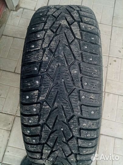 Nokian Tyres Nordman 7 215/65 R16
