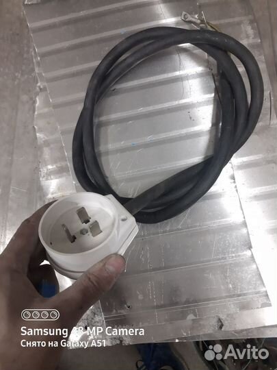 Кабель с вилкой для электроплиты