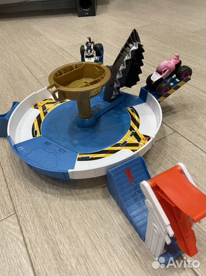 Хотвилс трек