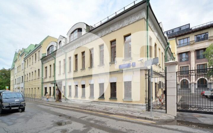 Продам здание, 1074 м²