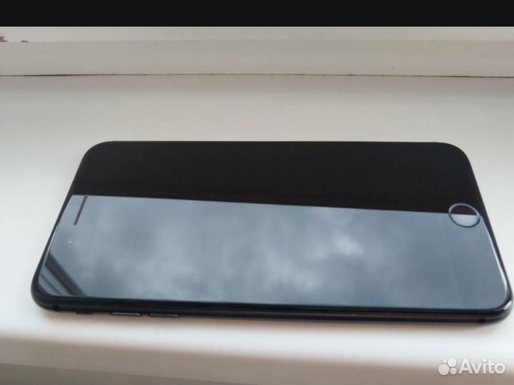 iPhone 8 Plus, 128 ГБ