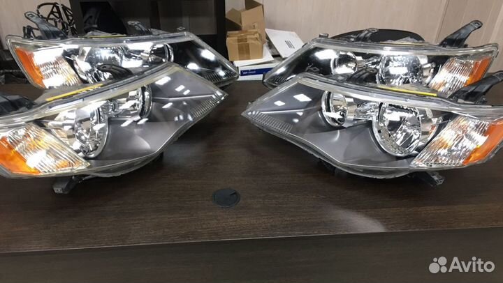 Фара левая правая Mitsubishi Outlander Xl
