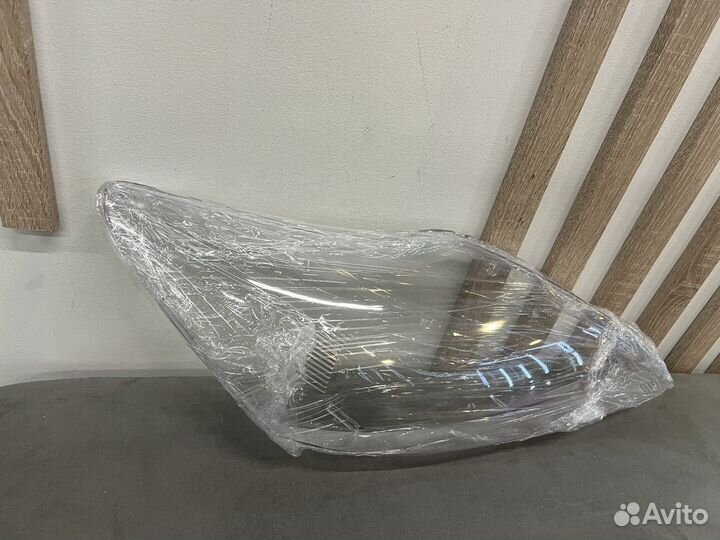 Стекло на фару Ford Focus 2 (2008-2011) рестайлинг