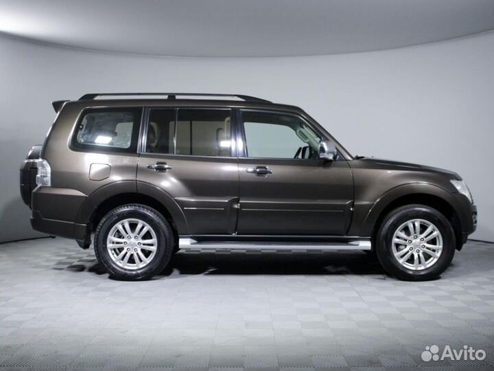 Mitsubishi Pajero 3.8 AT, 2017, 85 701 км