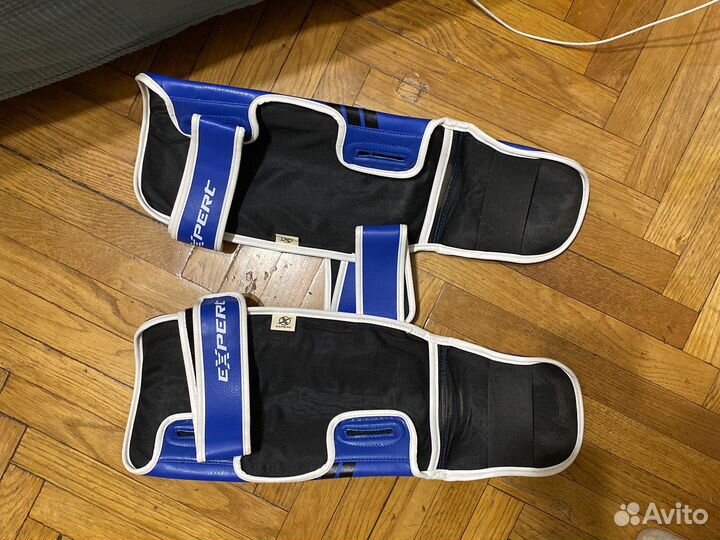 Щитки для единоборств