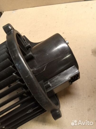 Вентилятор отопителя luzar LFH08E3