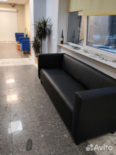 Диван для офиса Вертикаль 2м чёрный матовый