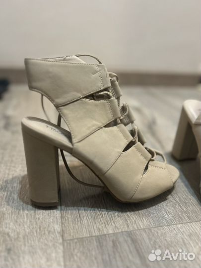 Босоножки ботильоны