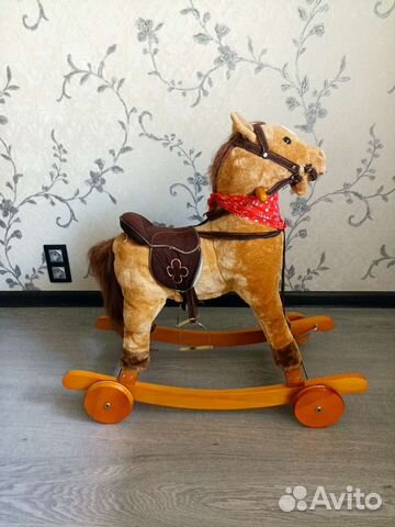 Качалка лошадь