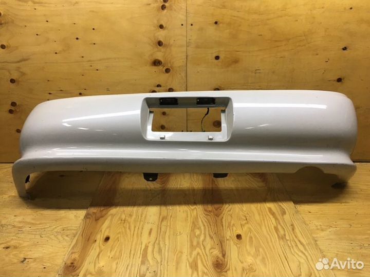 Бампер задний Toyota Mark Ii JZX93 1jzge 1996