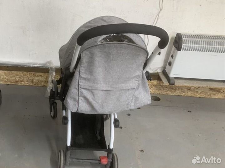 Прогулочная коляска yoya