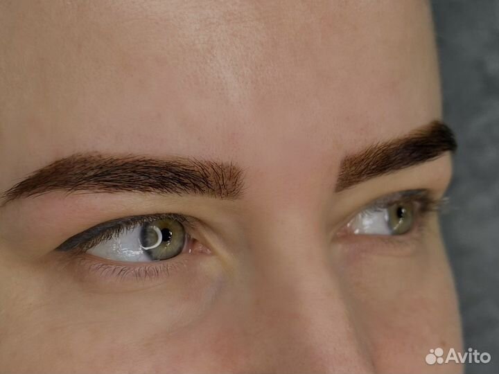 Окрашивание бровей