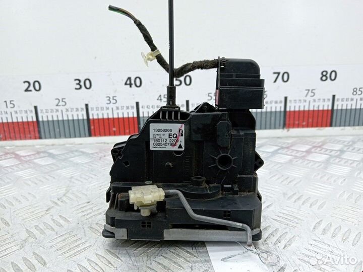 Замок двери задней левой для Opel Corsa D 13258266