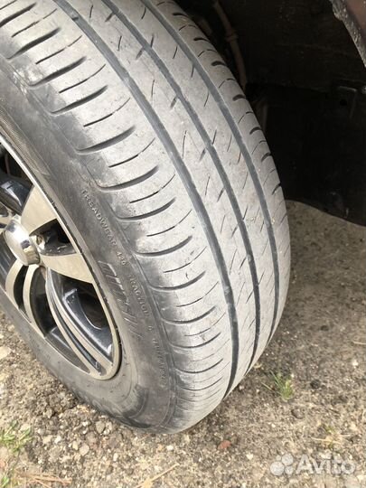 Yokohama SnowSafety 185/65 R14 194U