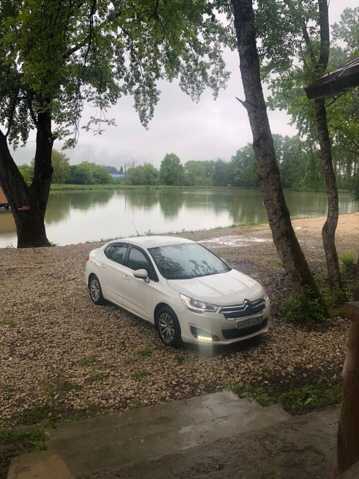 Citroen C4: фото владельца