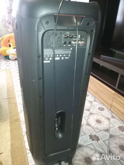 Колонка jbl partybox 1000 бу