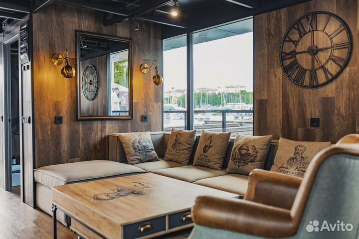 Бутик-отель на воде в аренду для прогулок в Москве