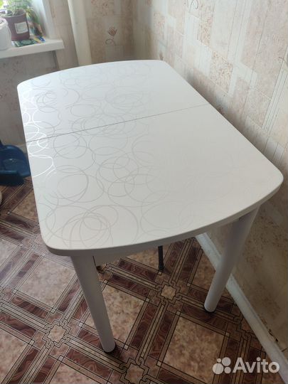 Кухонный стол раскладной новый