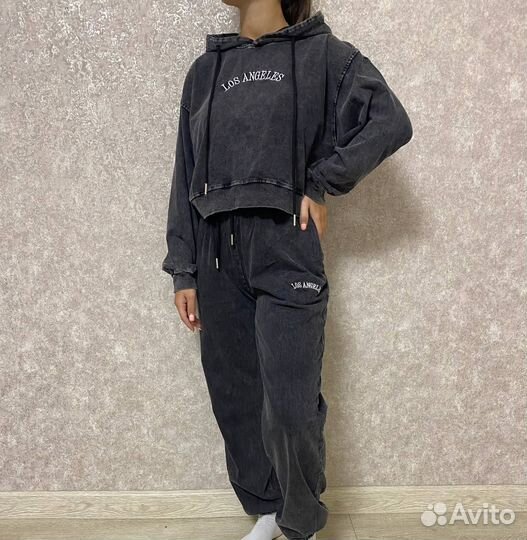 Спортивный костюм женский теплый новый