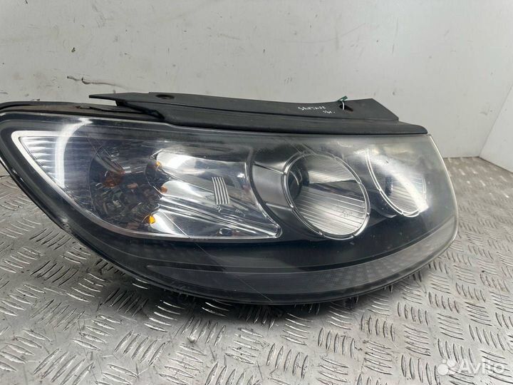 Фара правая Hyundai Santa Fe (SM) рест. 2007