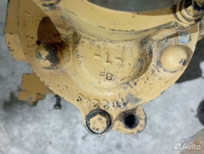 Caterpillar насос кпп 6T9651 CAT D9 D10