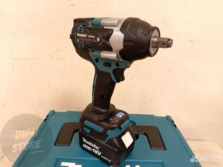 Гайковерт ударный Makita 700Нм