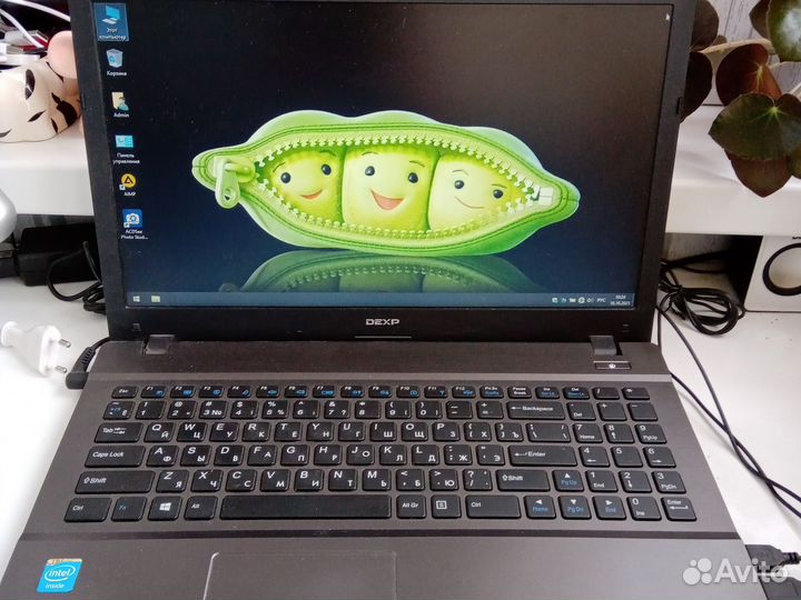 Ноутбук dexp Aquilon O182 (HD)