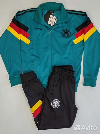 Костюм спортивный adidas 