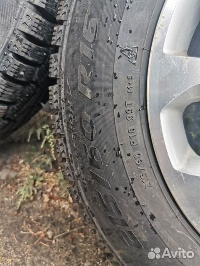 Колёса зимние в сборе 215/60 r16