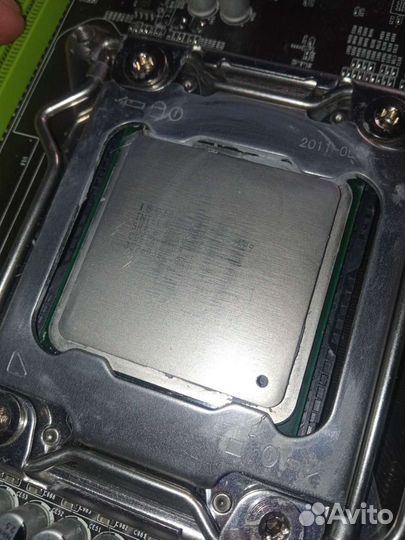 Intel xeon E5 2689. LGA 2011
