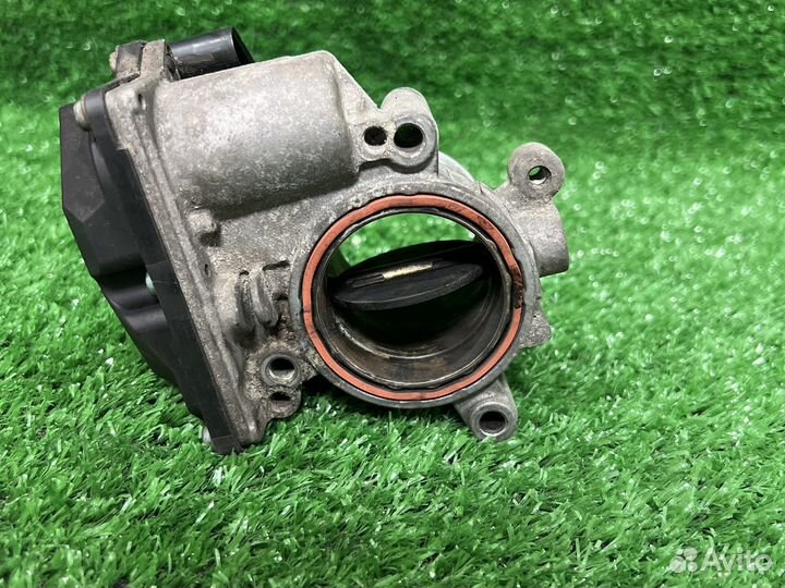 Дроссельная заслонка Skoda Octavia A5 2.0 (CFH)