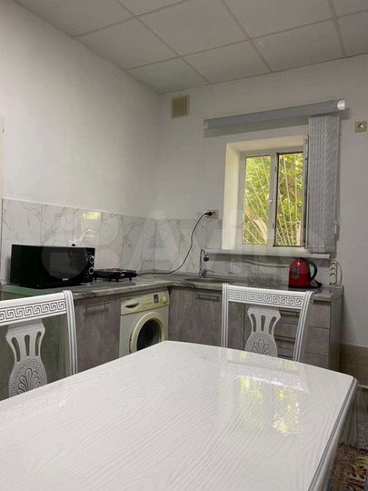 Комната 45 м² в 1-к., 1/2 эт.