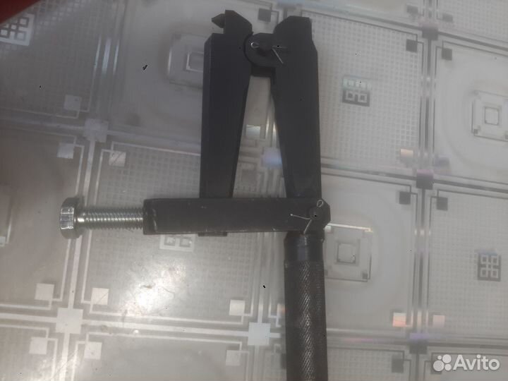 67.7801-9513-000 Приспособление для выпрессовки ш