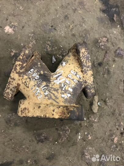 Патрубок Audi A6 (C6 4F) Allroad quattro 2005-2012