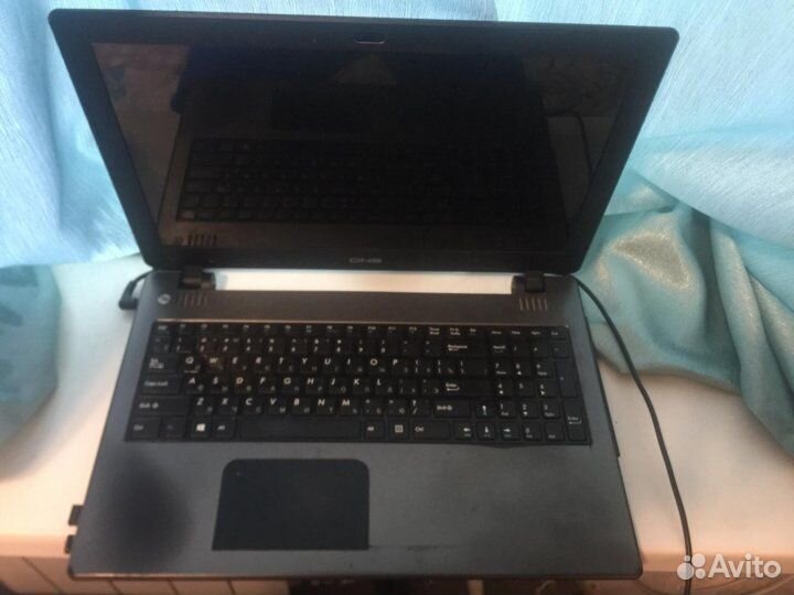 Ноутбук DNS C15A на запчасти