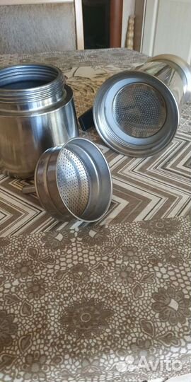 Гейзерная кофеварка новая