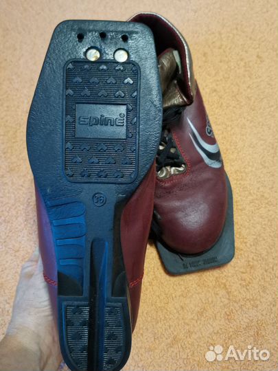 Лыжные ботинки классические