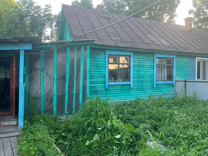 Дом 32 м² на участке 10 га