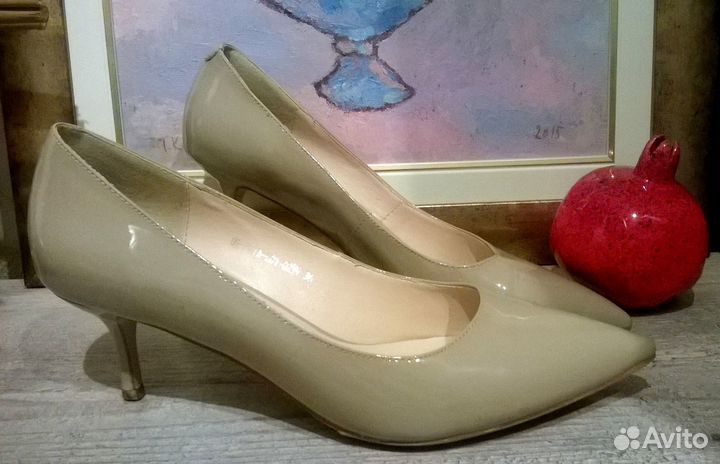 Туфли лодочки Uomo Италия кожа 36 р. каблук 5.5