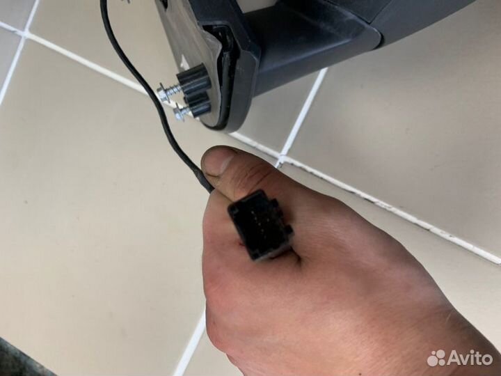 Зеркало заднего вида боковое правое Renault Duster